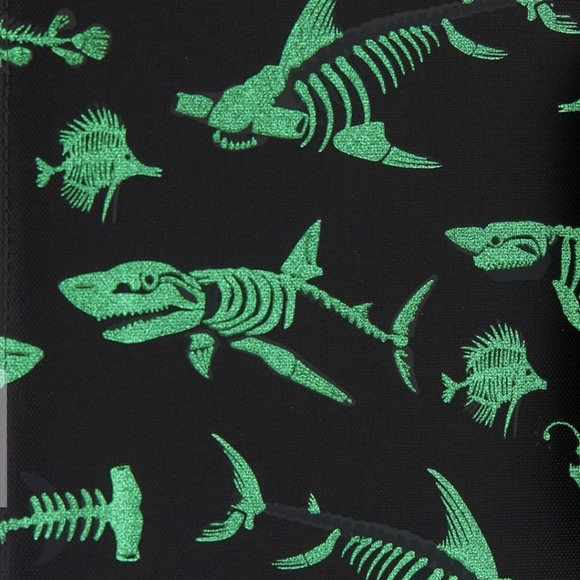 Pottery Barn kids Shark Bones Glow-in-the-Dark Lunch Box & pencil case NWT - Picture 6 of 10